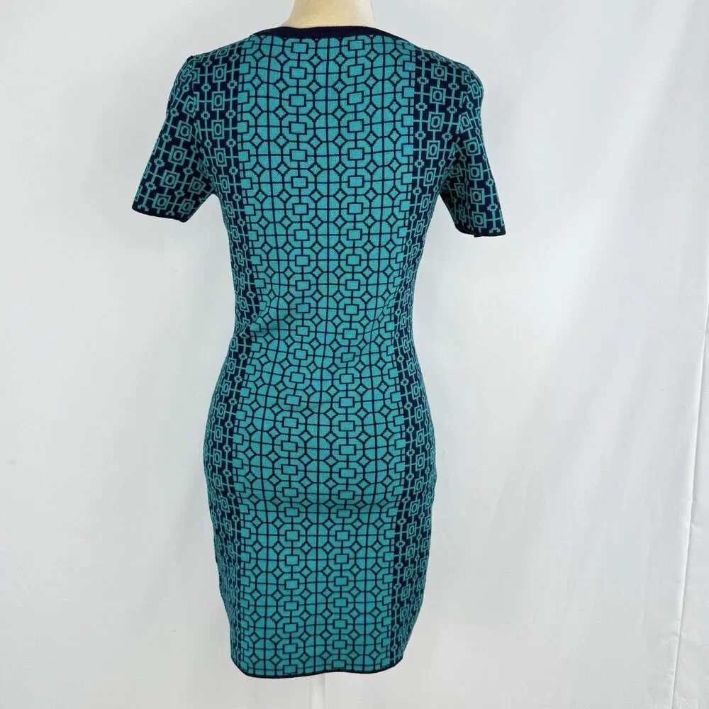 Romeo Juliet Couture Bodycon Dress Womens Size M Short Sleeve Fitted Knit - Picture 3 of 16